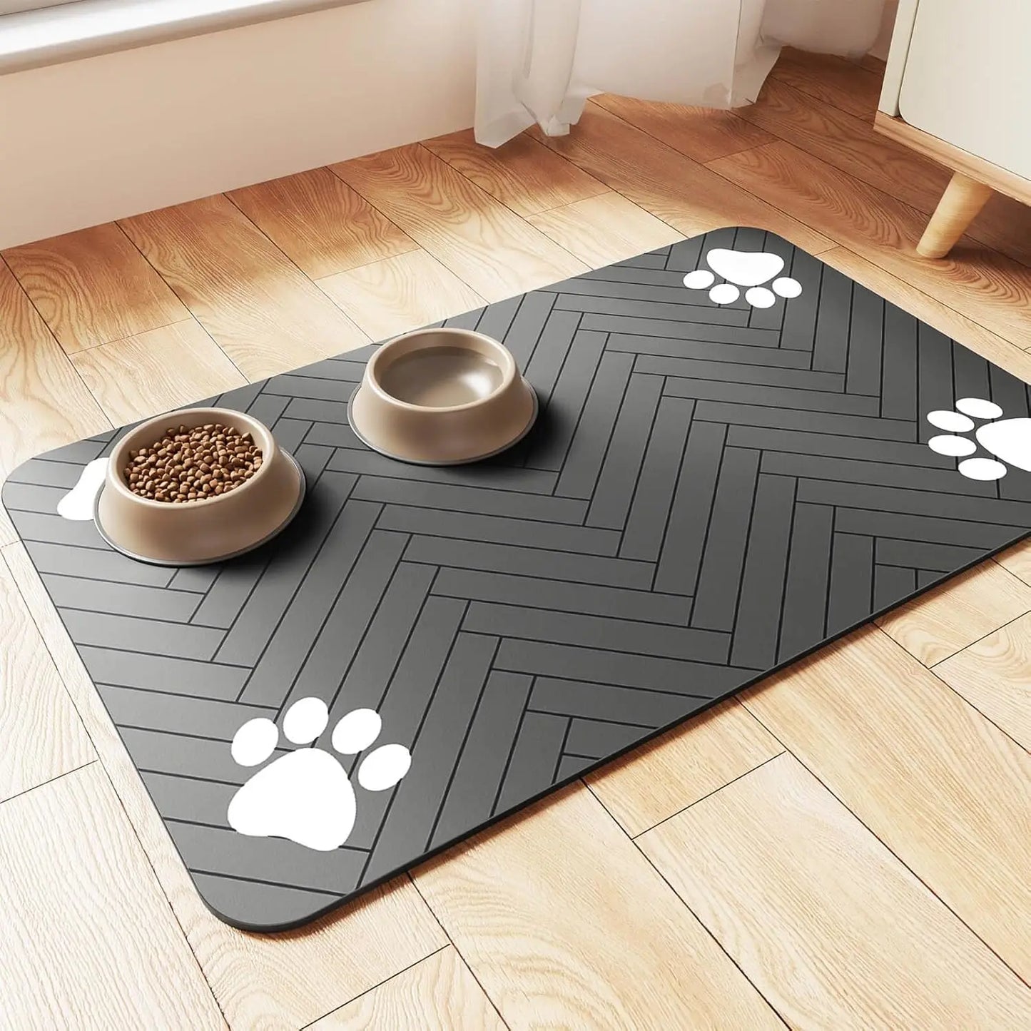 Tapis en caoutchouc imperméable pour chiens et chats