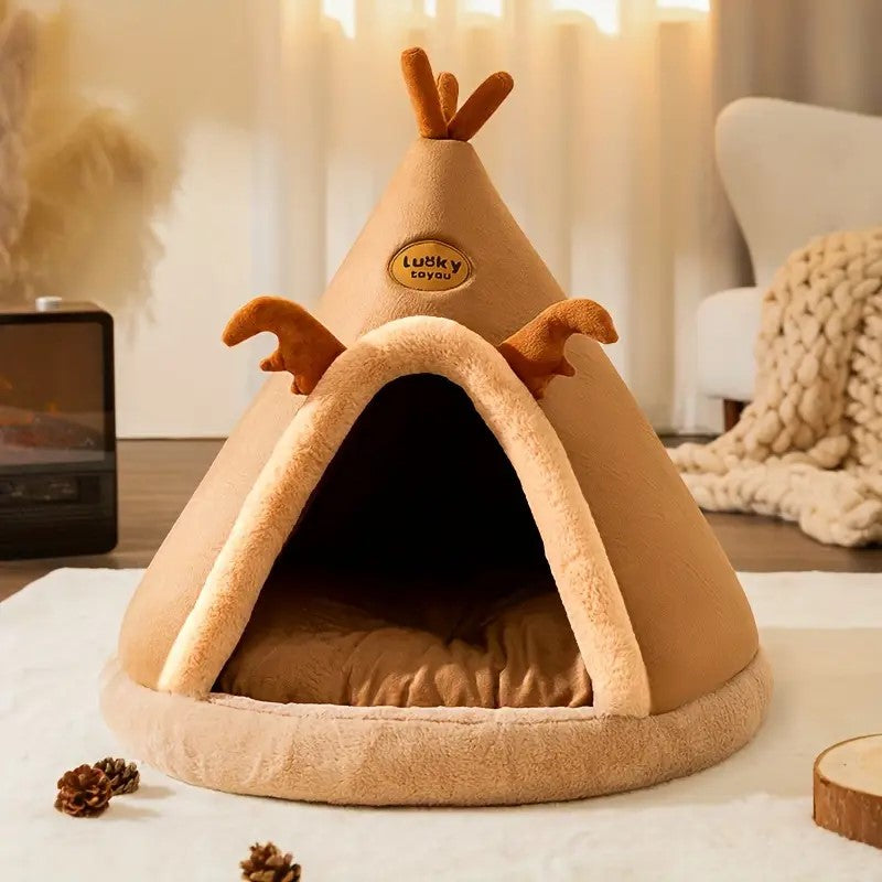 Reindeer shaped tent for pets