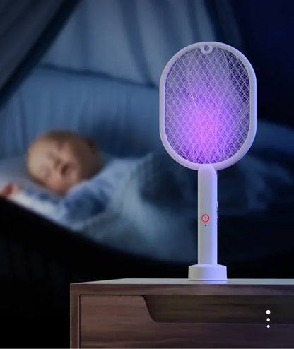Electric racket kills insects