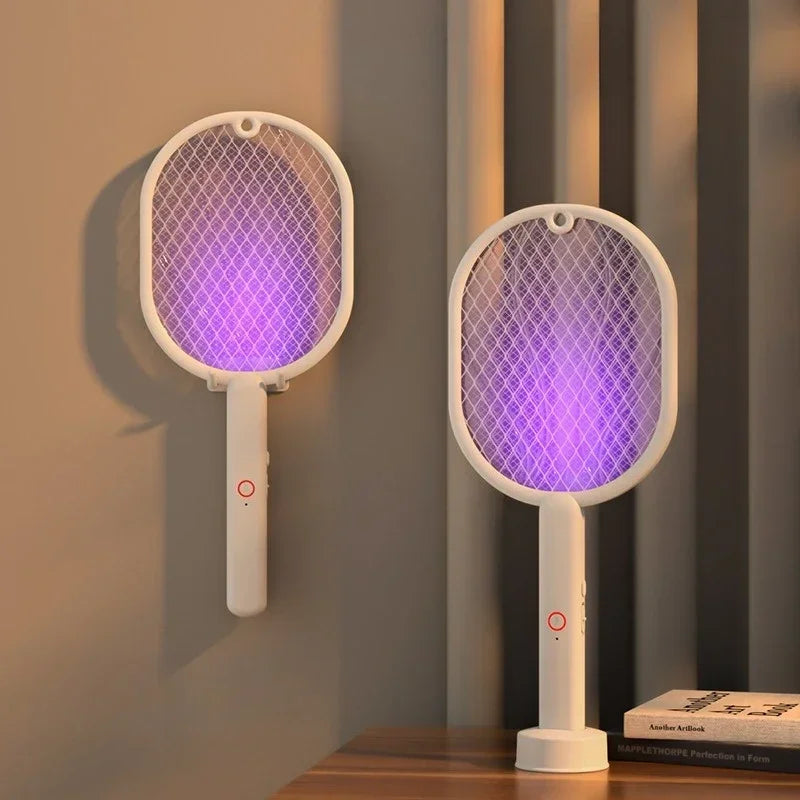 Electric racket kills insects