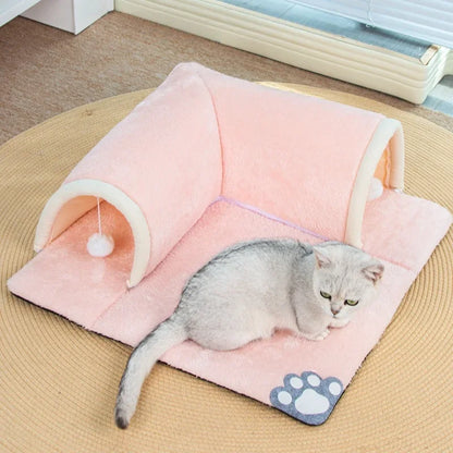 V-shaped cat tunnel bed